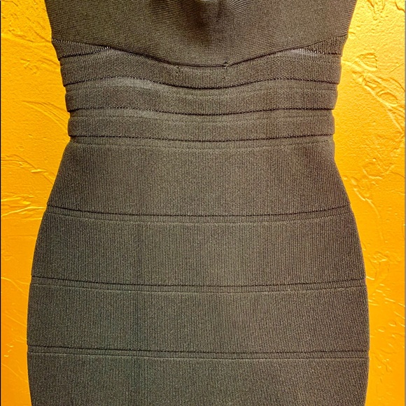 Reynah Black Cross Back Bodycon Dress - Picture 5 of 7